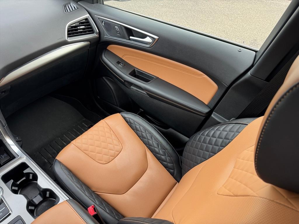 used 2024 Ford Edge car, priced at $40,838