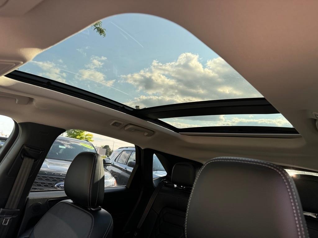 new 2024 Ford Escape PHEV car, priced at $38,472