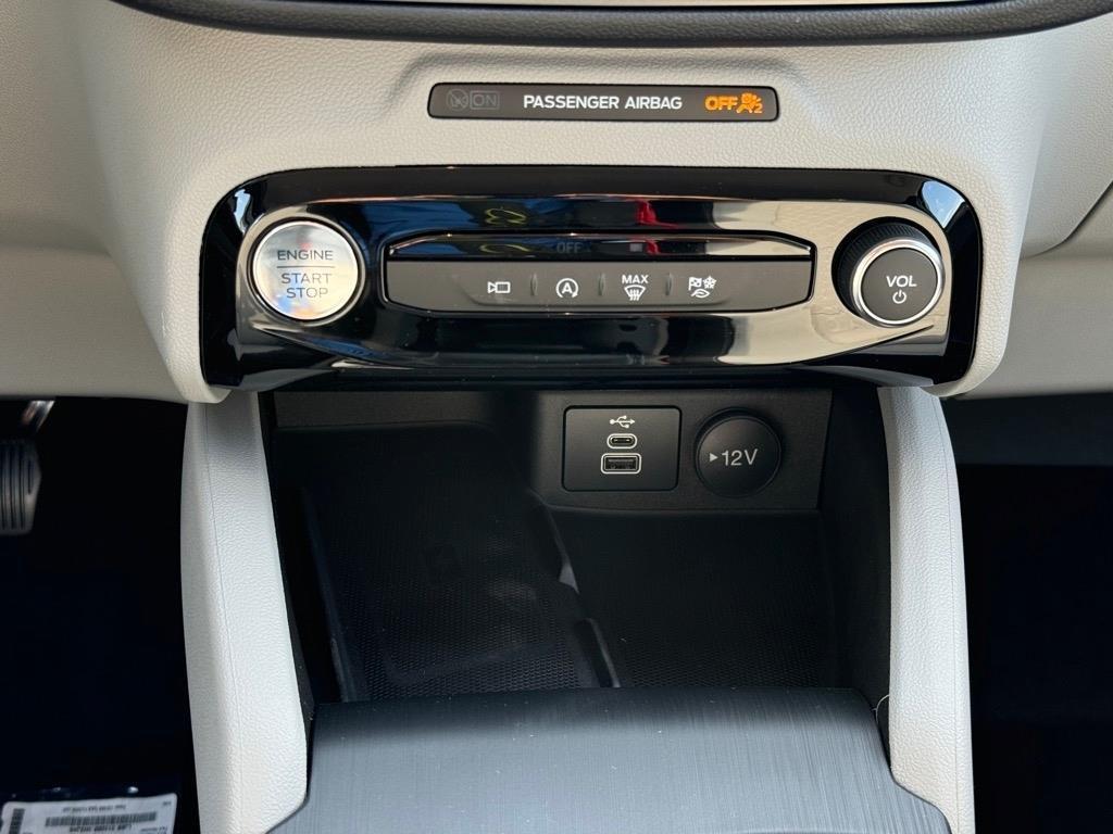 new 2024 Ford Escape car, priced at $29,647