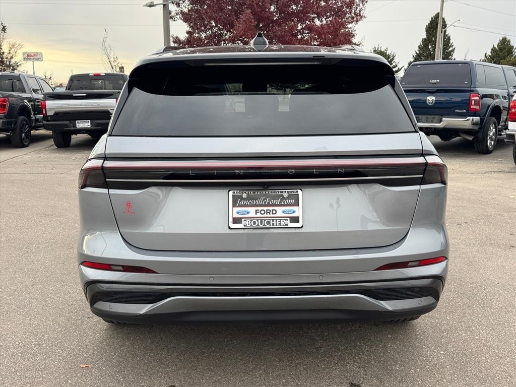 used 2024 Lincoln Nautilus car, priced at $53,307