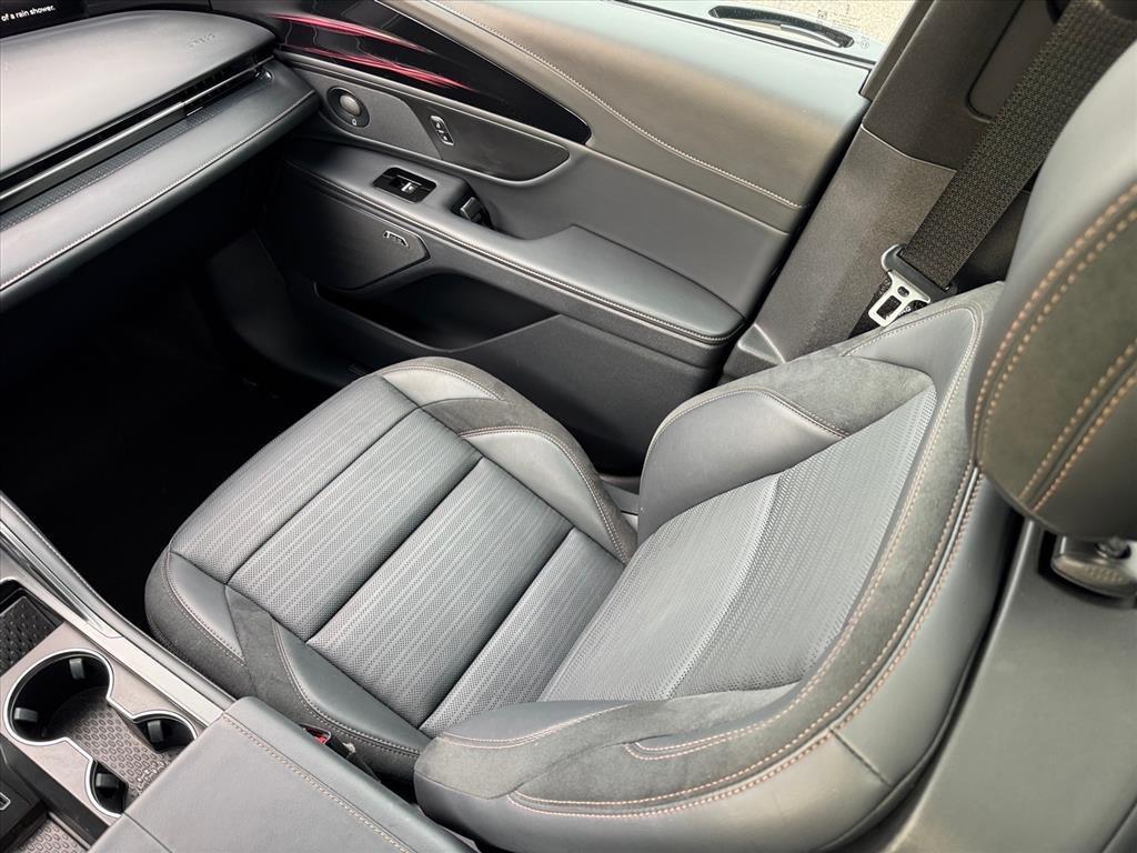 used 2024 Lincoln Nautilus car, priced at $53,307