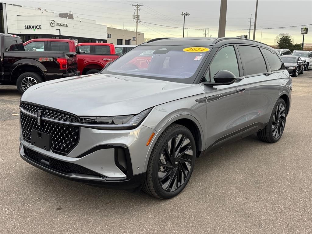 used 2024 Lincoln Nautilus car, priced at $53,307