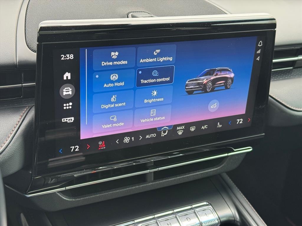 used 2024 Lincoln Nautilus car, priced at $53,307