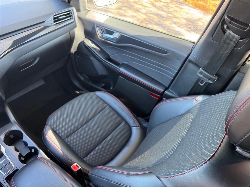 new 2025 Ford Escape car, priced at $31,508