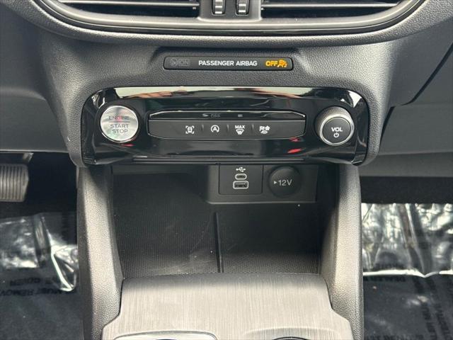 new 2025 Ford Escape car, priced at $31,590