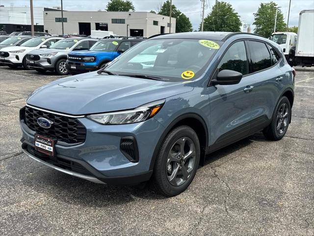 new 2025 Ford Escape car, priced at $31,590