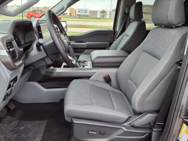 new 2025 Ford F-150 Lightning car, priced at $66,656