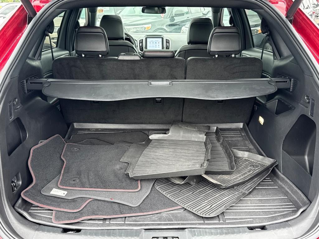 used 2024 Ford Edge car, priced at $40,636