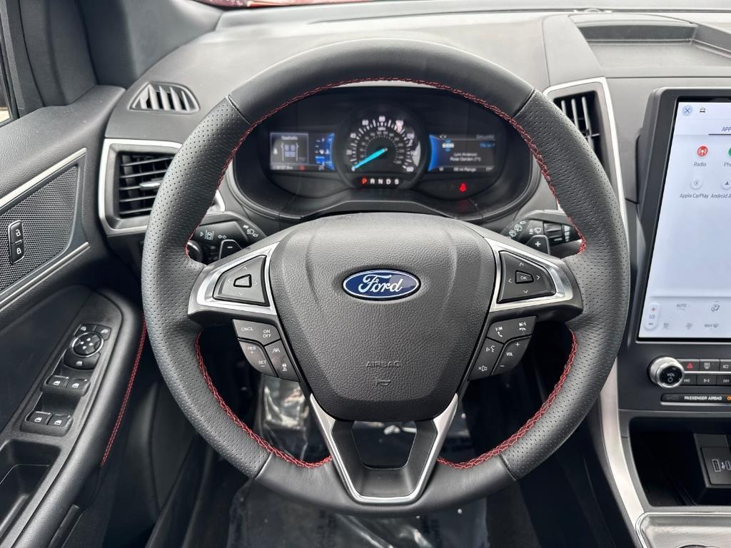 used 2024 Ford Edge car, priced at $40,636