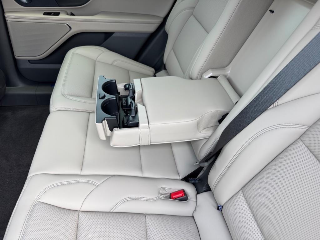 new 2025 Lincoln Nautilus car, priced at $58,009