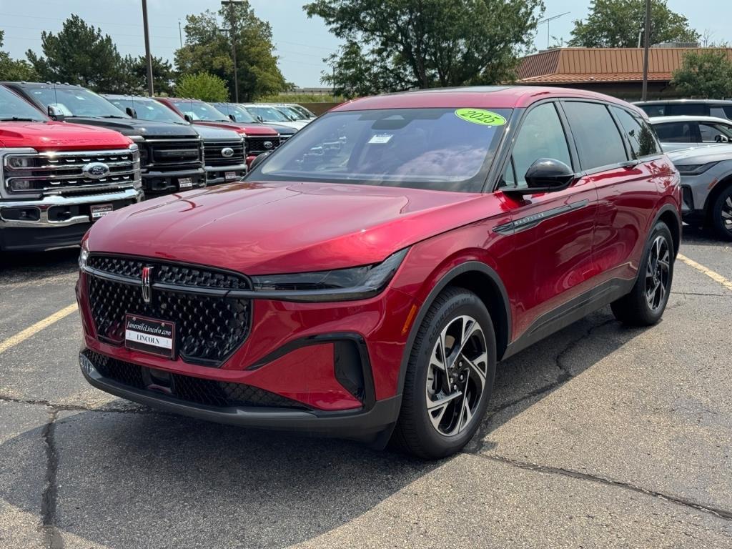 new 2025 Lincoln Nautilus car, priced at $58,009