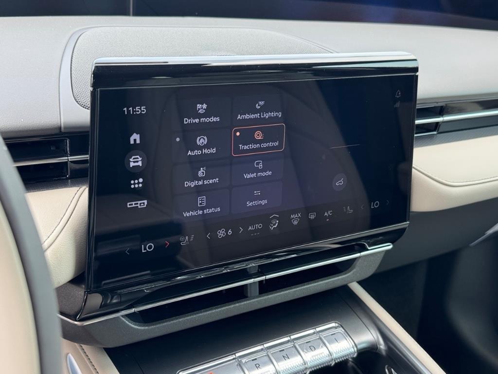 new 2025 Lincoln Nautilus car, priced at $58,009