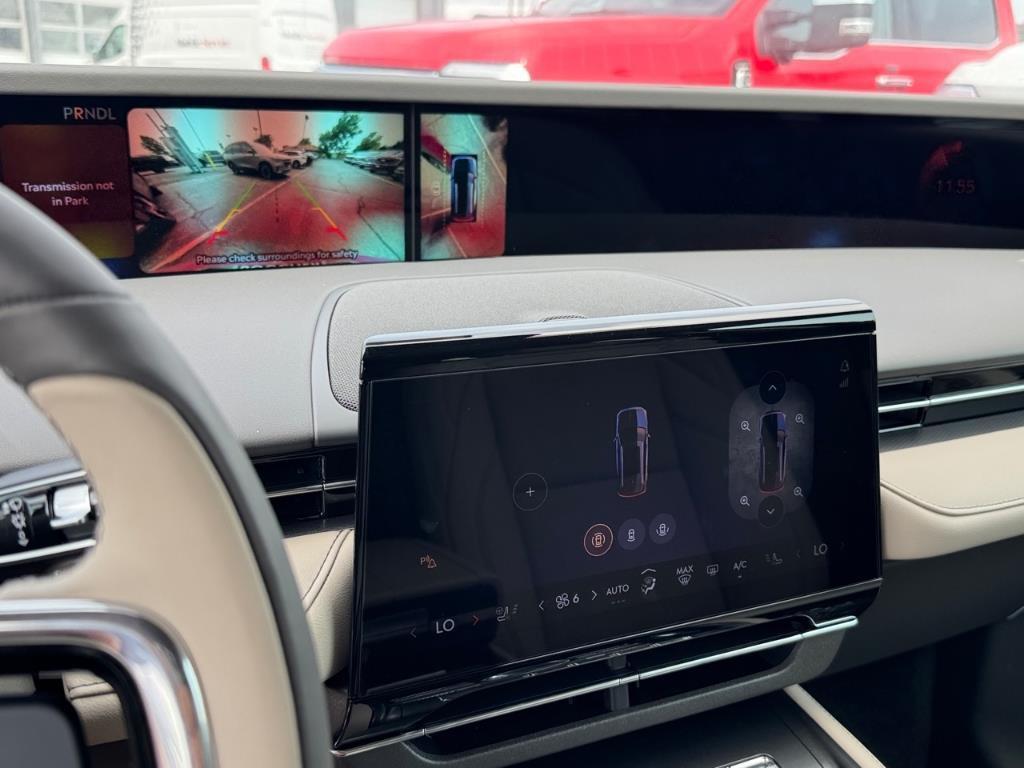 new 2025 Lincoln Nautilus car, priced at $58,009