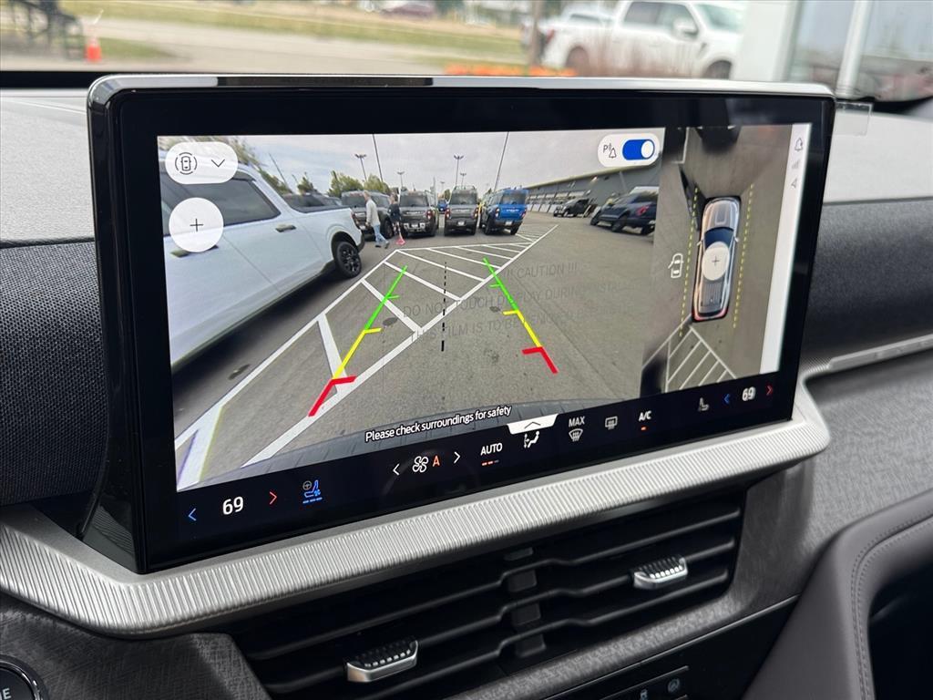 new 2025 Ford Explorer car, priced at $58,037