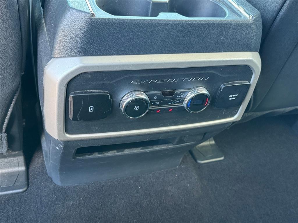 used 2022 Ford Expedition car, priced at $35,418