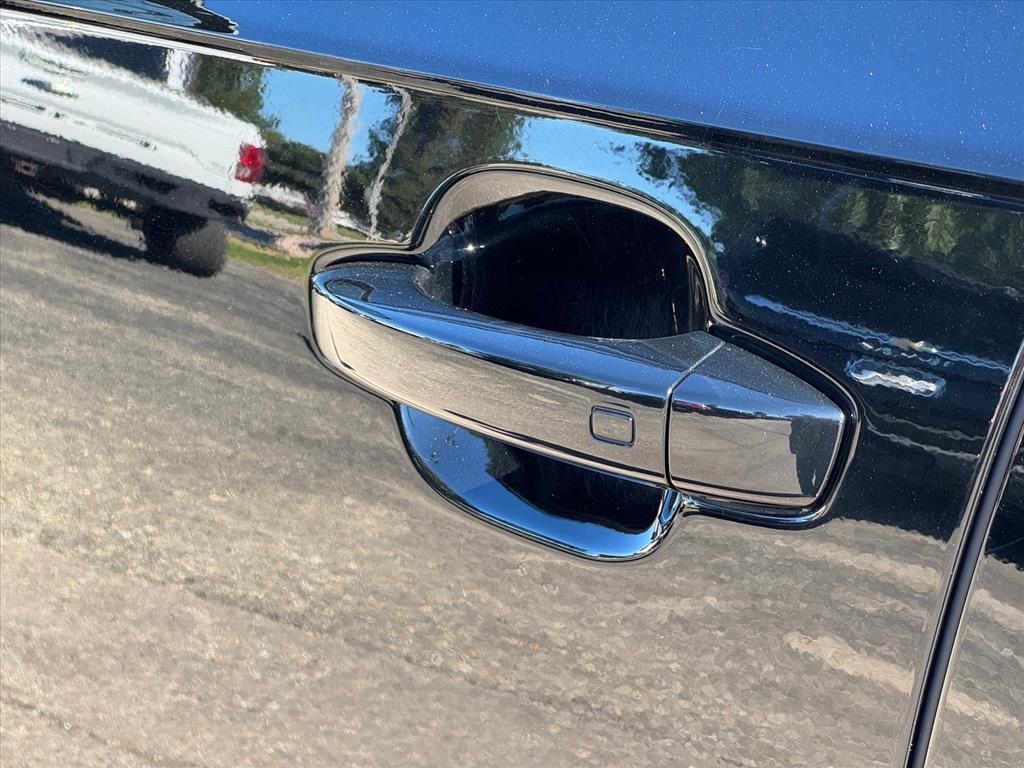 used 2018 Audi Q7 car, priced at $19,989