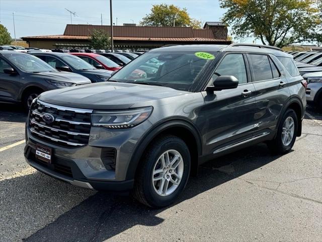 new 2025 Ford Explorer car, priced at $41,121