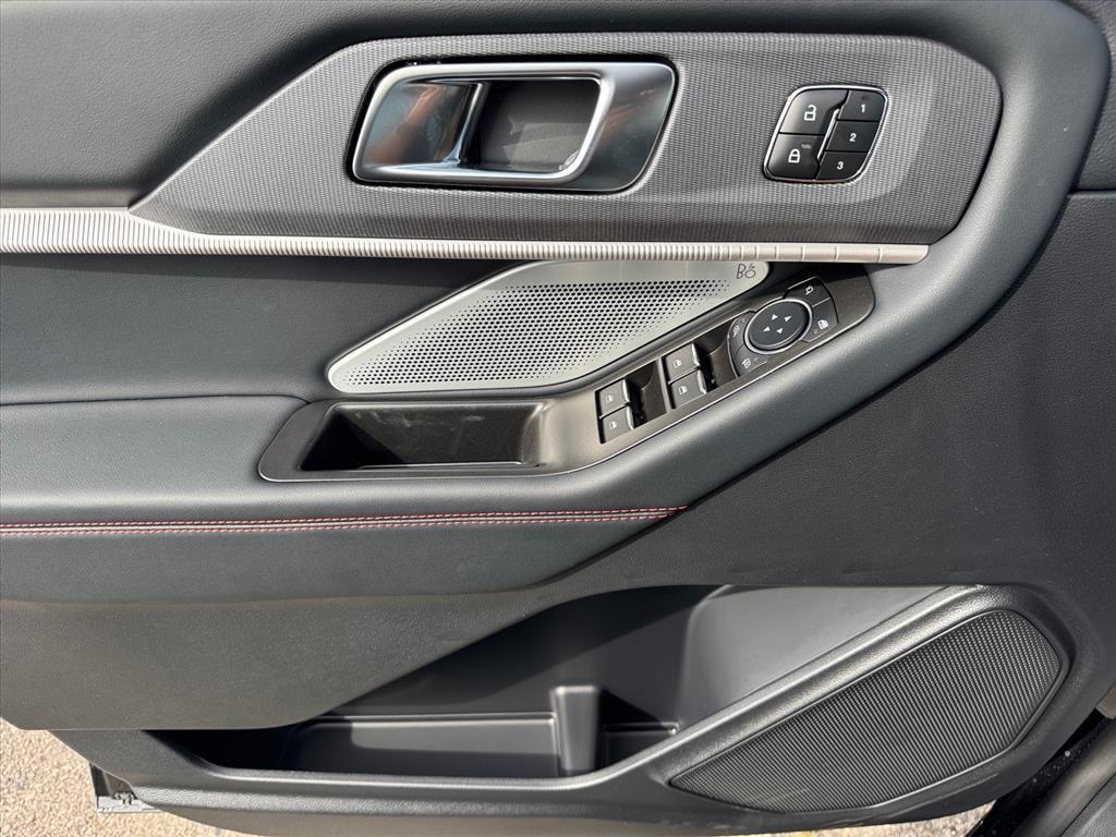 new 2025 Ford Explorer car, priced at $59,420