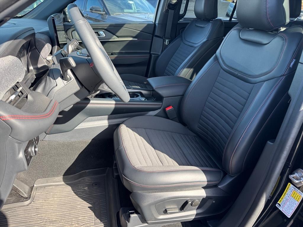 new 2025 Ford Explorer car, priced at $48,500