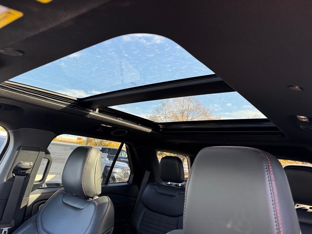 new 2025 Ford Explorer car, priced at $48,500