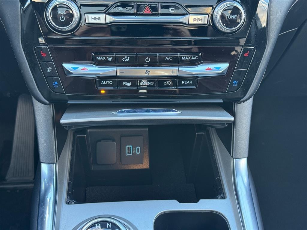 used 2023 Ford Explorer car, priced at $45,764