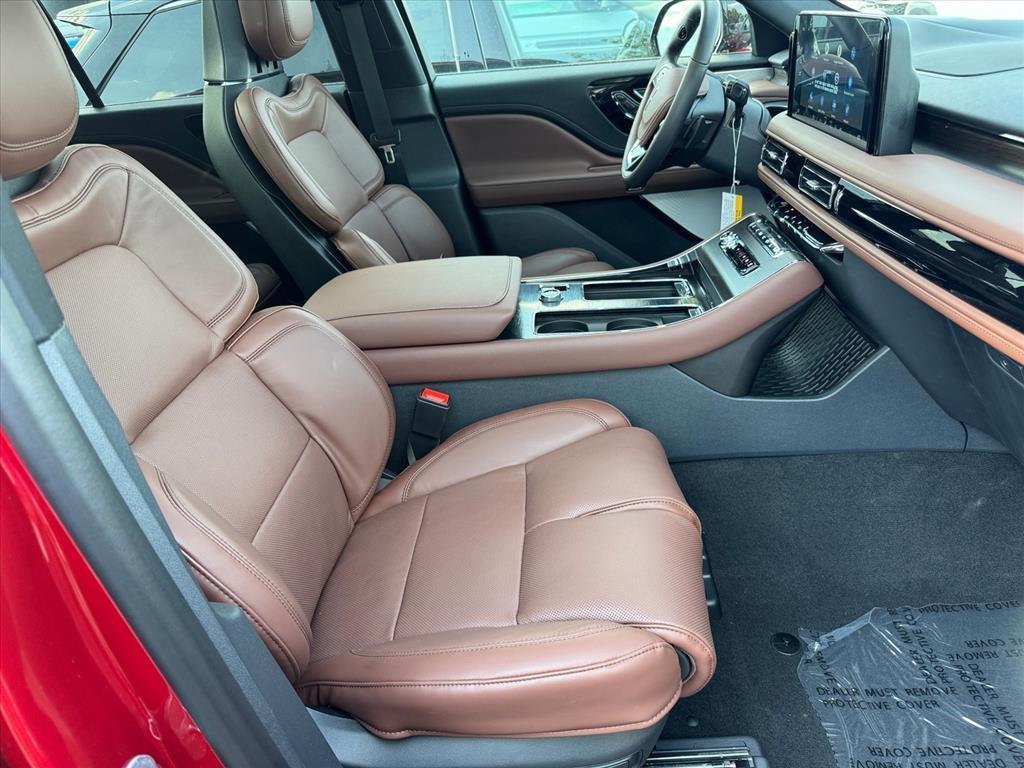 new 2025 Lincoln Aviator car, priced at $83,330