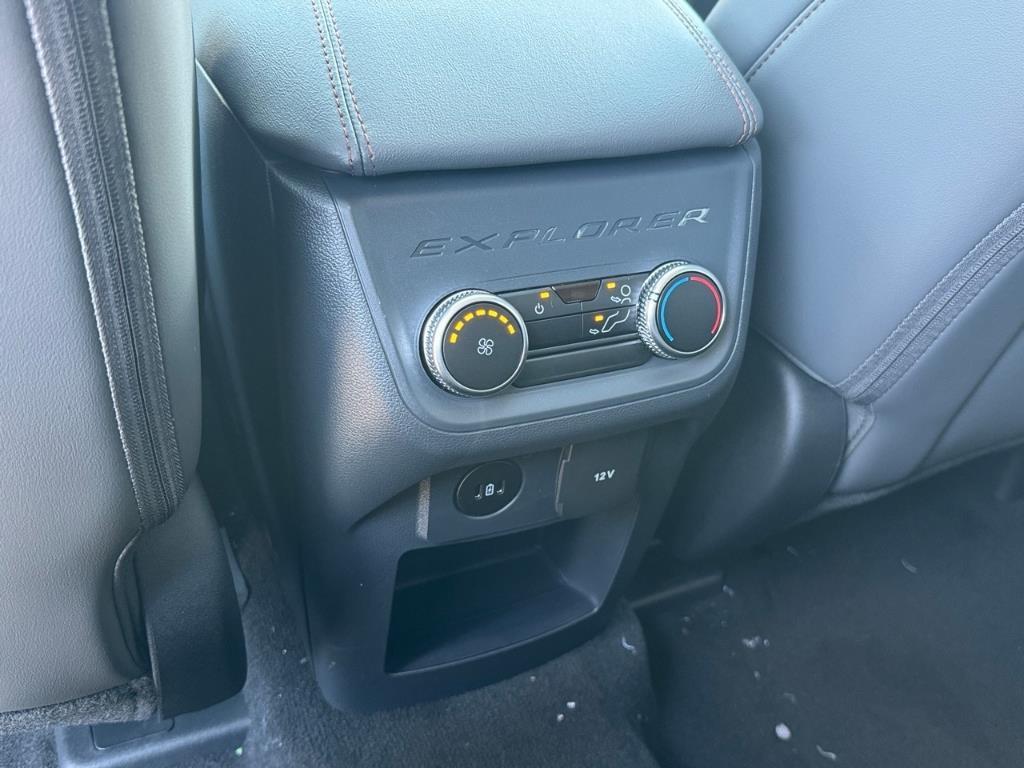 new 2025 Ford Explorer car, priced at $45,812