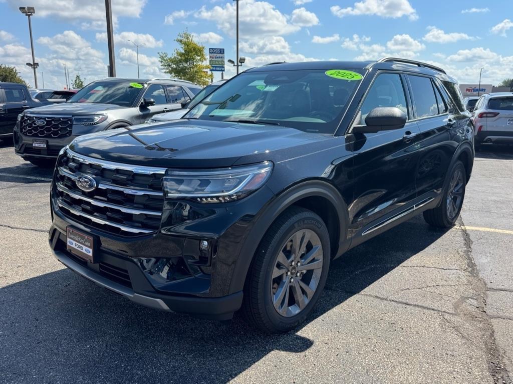 new 2025 Ford Explorer car, priced at $45,812