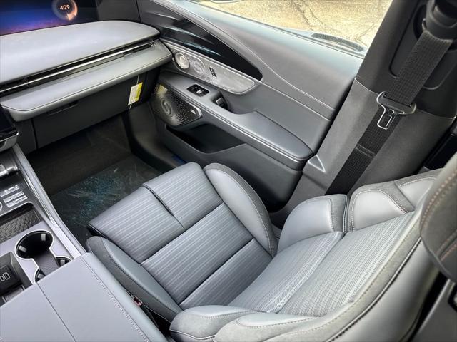new 2025 Lincoln Nautilus car, priced at $67,314