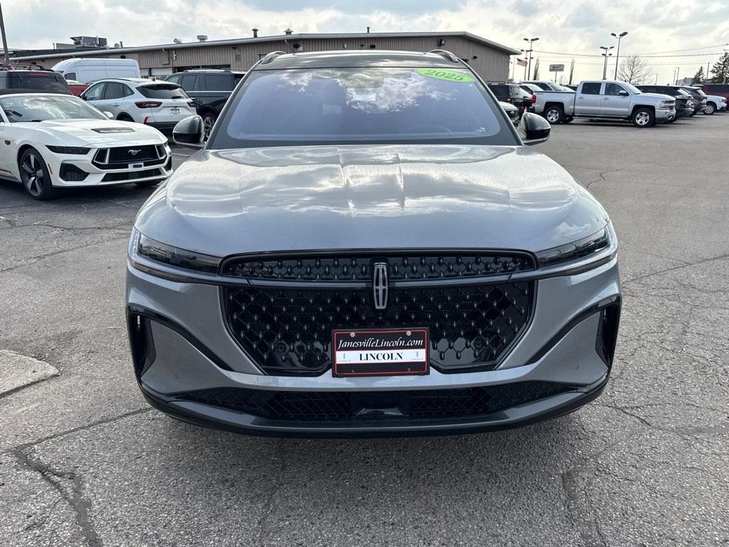 new 2025 Lincoln Nautilus car, priced at $69,964
