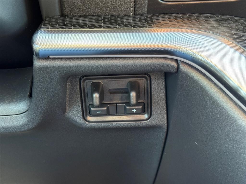 new 2025 Ford Expedition Max car, priced at $84,940