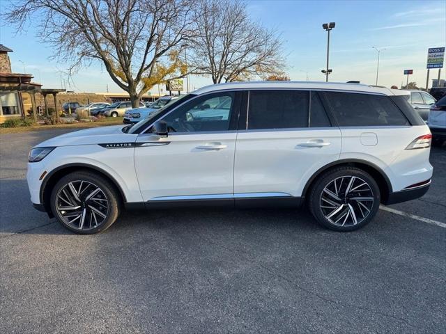 new 2025 Lincoln Aviator car, priced at $78,699