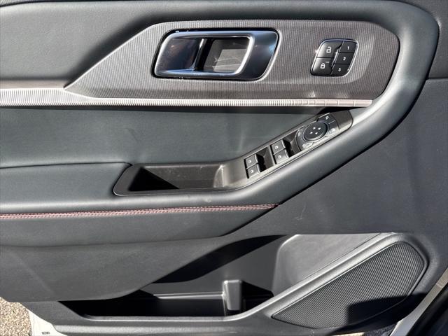 new 2025 Ford Explorer car, priced at $50,644