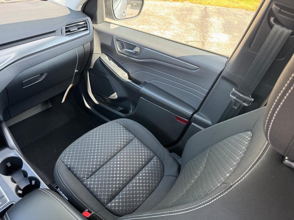 new 2025 Ford Escape car, priced at $31,335