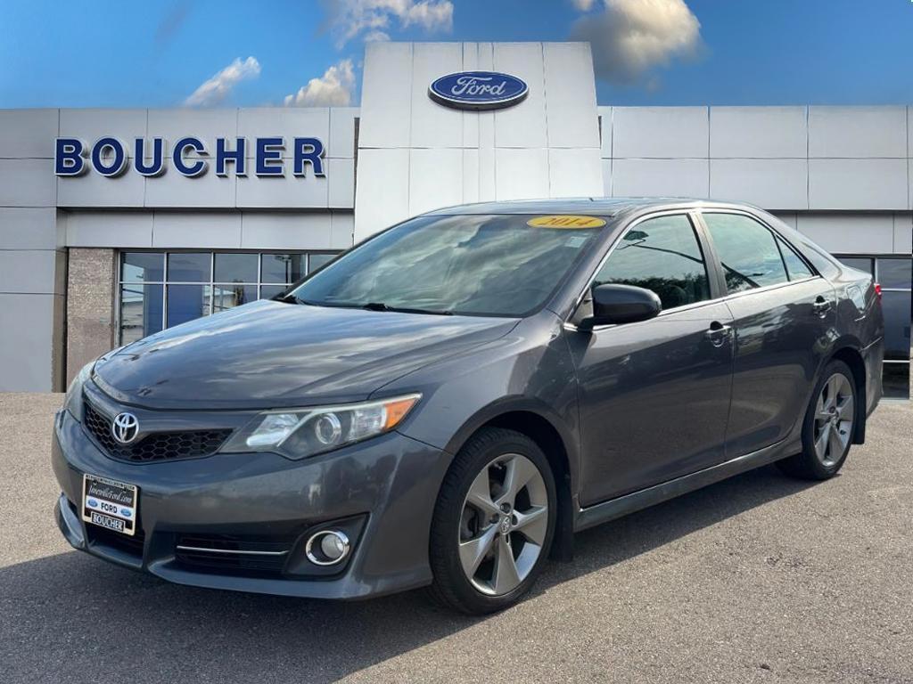 used 2014 Toyota Camry car, priced at $16,377