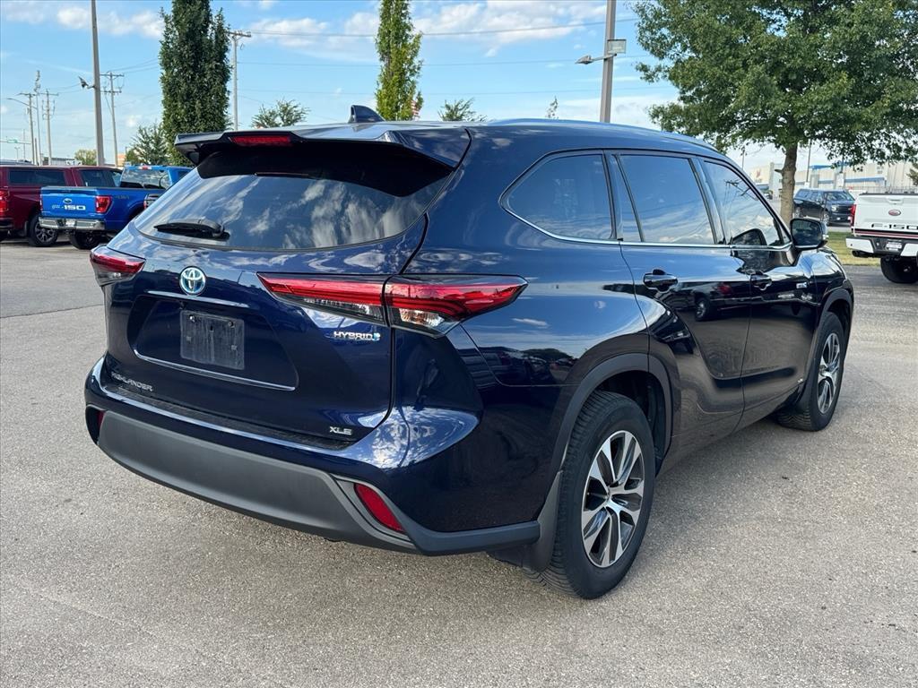 used 2020 Toyota Highlander Hybrid car, priced at $28,968