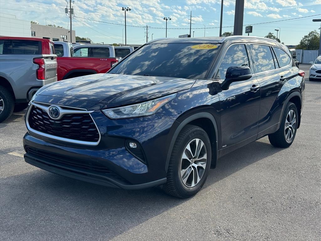 used 2020 Toyota Highlander Hybrid car, priced at $28,968
