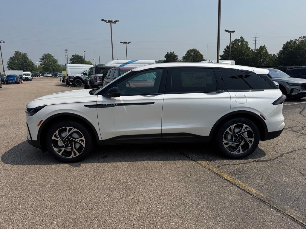 new 2025 Lincoln Nautilus car, priced at $64,009