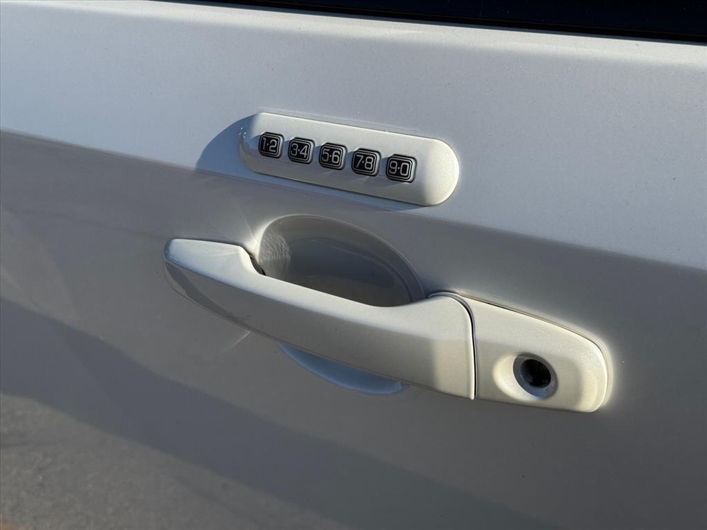 used 2013 Ford Edge car, priced at $7,345