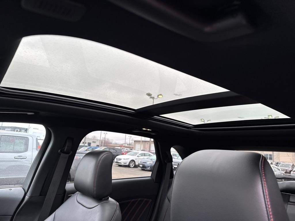 used 2021 Ford Edge car, priced at $31,235