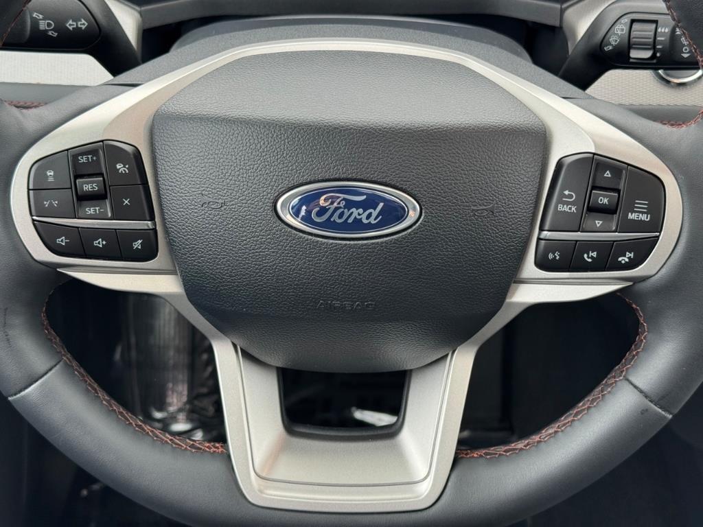 new 2025 Ford Explorer car, priced at $45,374