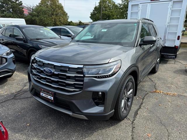 new 2025 Ford Explorer car, priced at $45,951