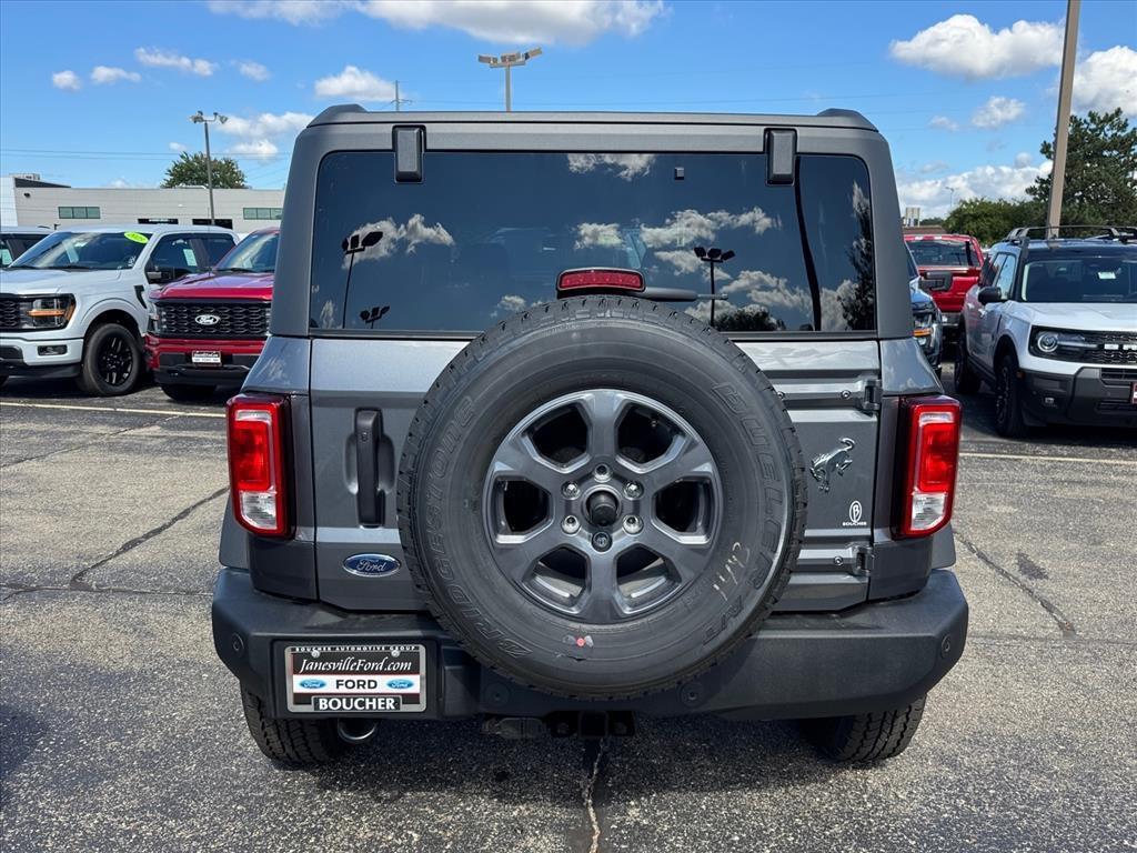 new 2025 Ford Bronco car, priced at $45,547