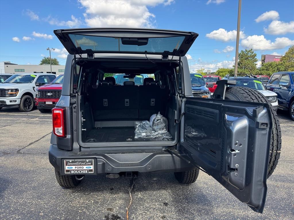 new 2025 Ford Bronco car, priced at $45,547