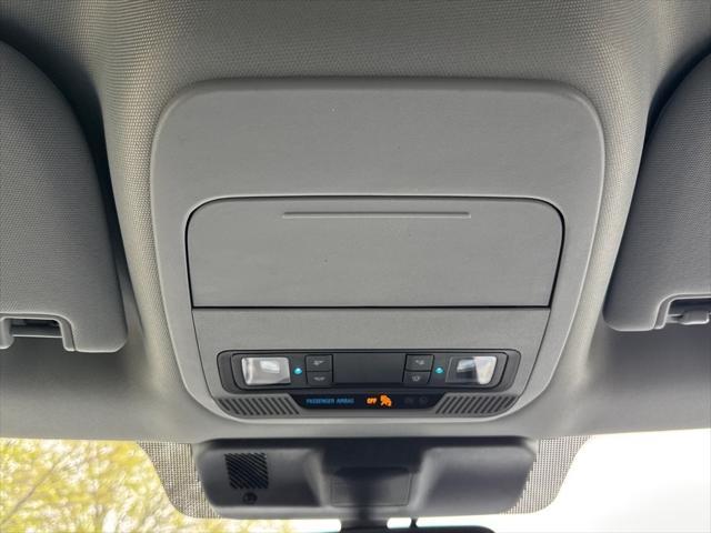 new 2025 Ford F-150 Lightning car, priced at $61,070