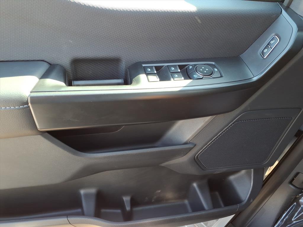 new 2025 Ford F-150 car, priced at $48,613