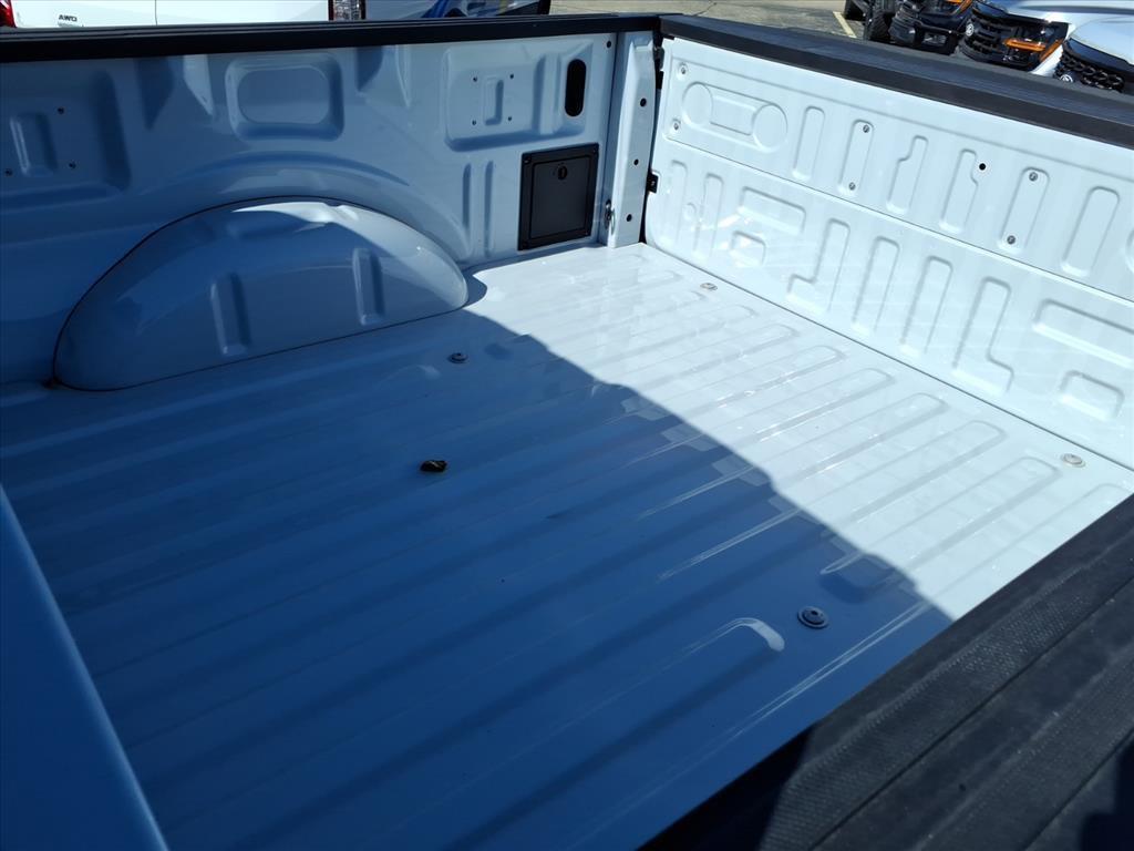 new 2025 Ford F-150 car, priced at $48,613