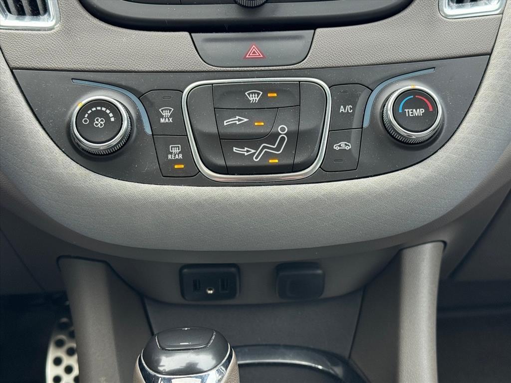 used 2017 Chevrolet Malibu car, priced at $16,675