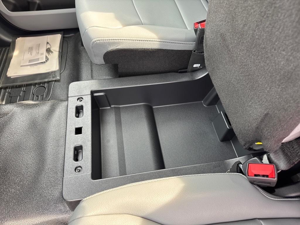 new 2024 Ford F-350 car, priced at $68,900
