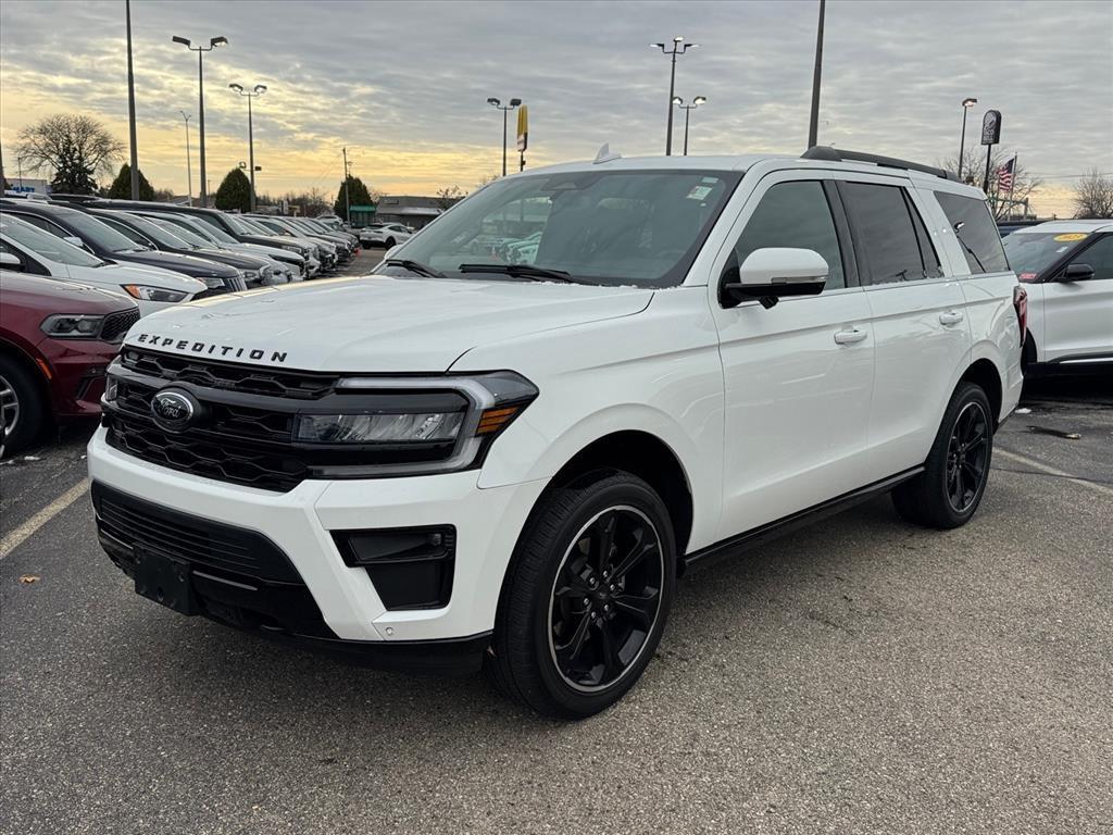 used 2023 Ford Expedition car, priced at $56,274